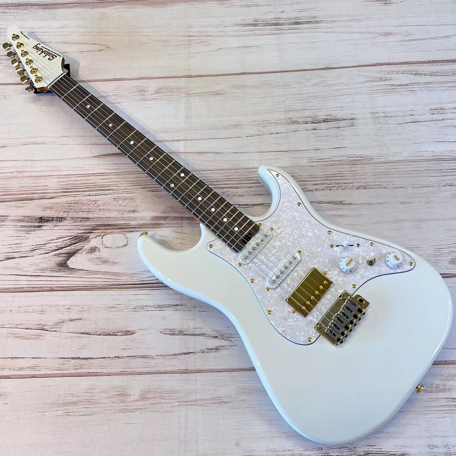 ESGOTADO - Guitarra Soloking MS-1 Classic MKII – Ferragens Douradas – Rosewood – (Olympic White)